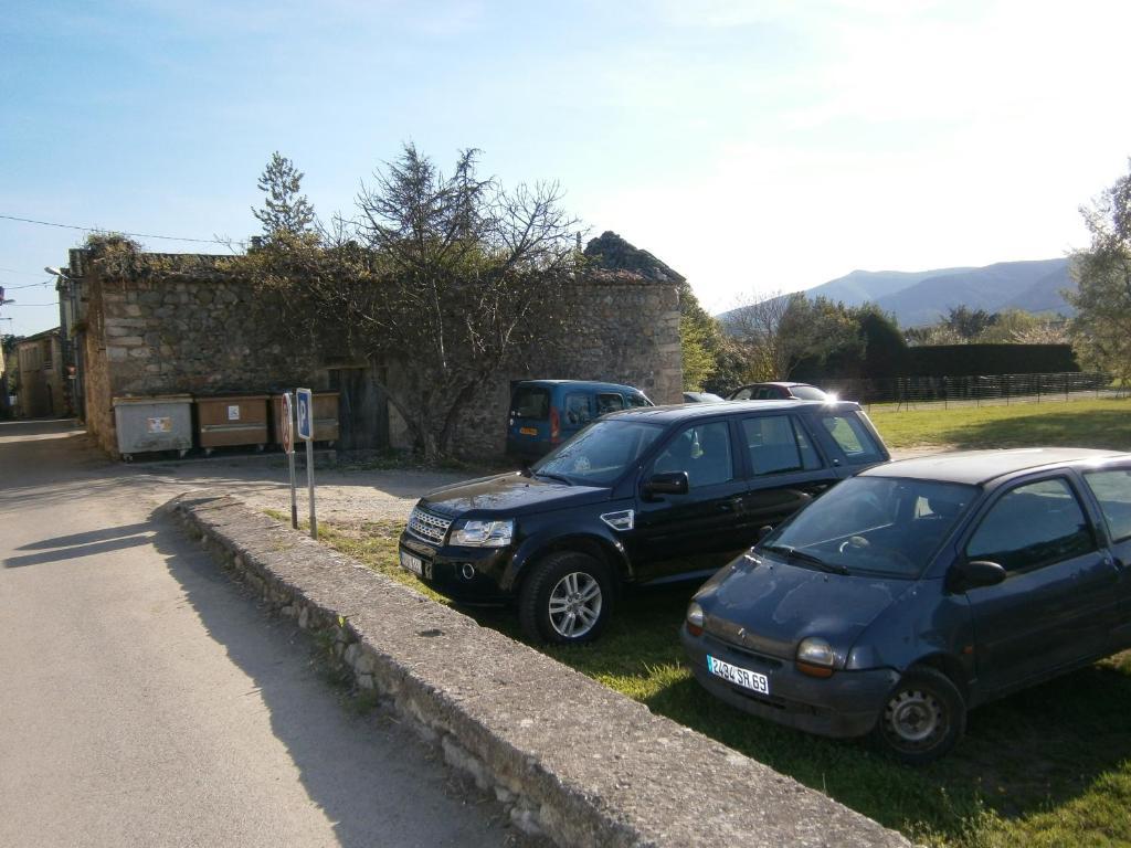 Gite L'Etape Vallon-Pont-dʼArc Exterior foto